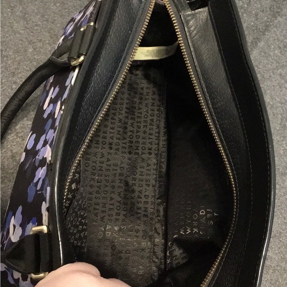 Kate Spade Caley Grove Street Fabric crossbody - Picture 4 of 7